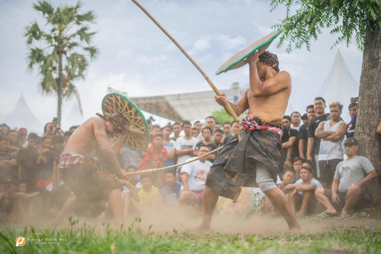 ホテル Global Royal Pemuteran エクステリア 写真